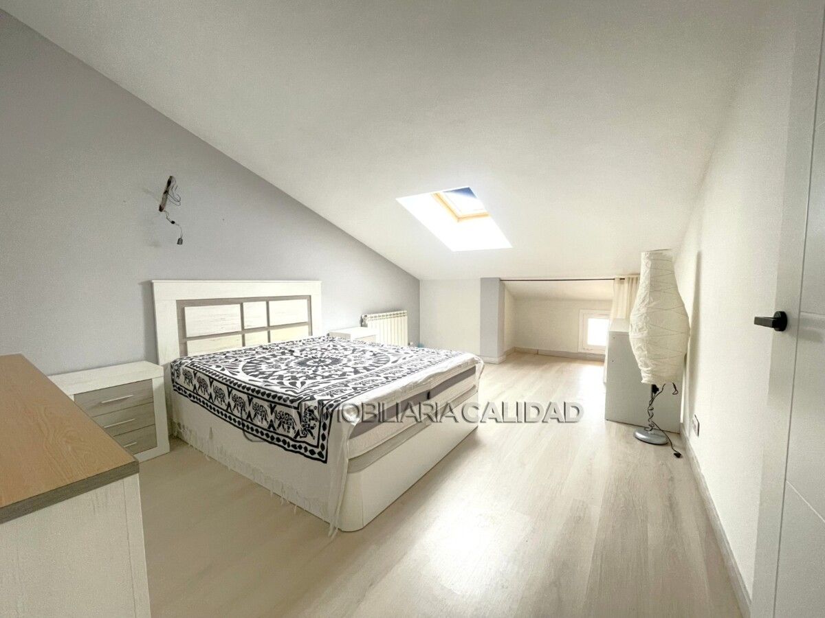 Habitación de Piso en venta en Cogollos con Calefacción y Piscina