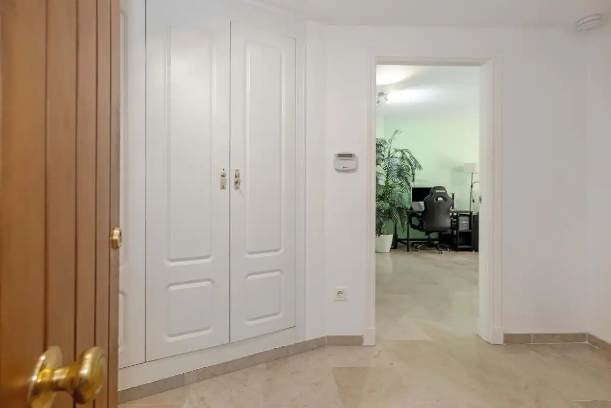 Piso en venta en Marbella con Aire acondicionado, Calefacción y Jardín privado