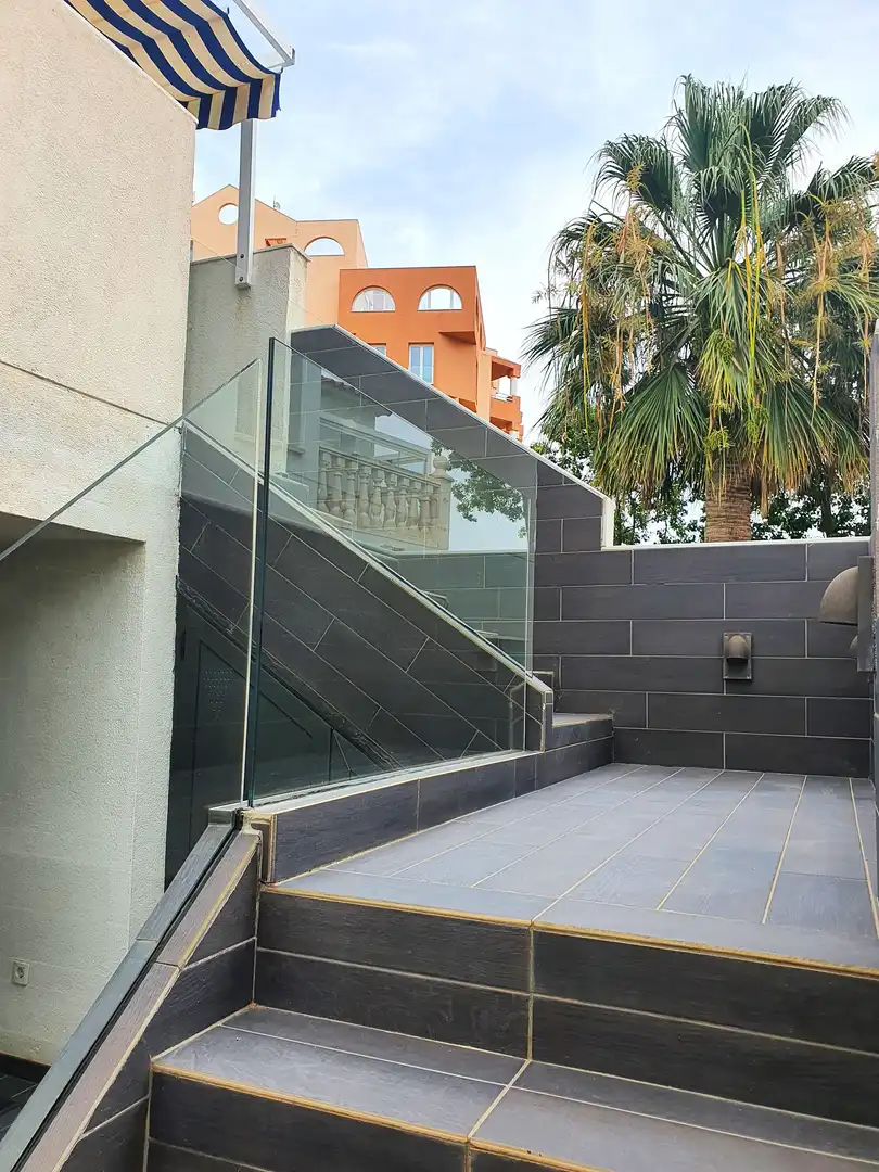 Dúplex de alquiler en Avinguda Dalí, Oliva Nova