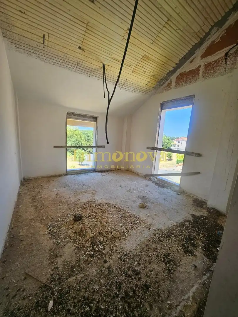 Sala de estar de Casa o chalet en venta en A Merca   con Calefacción, Jardín privado y Terraza