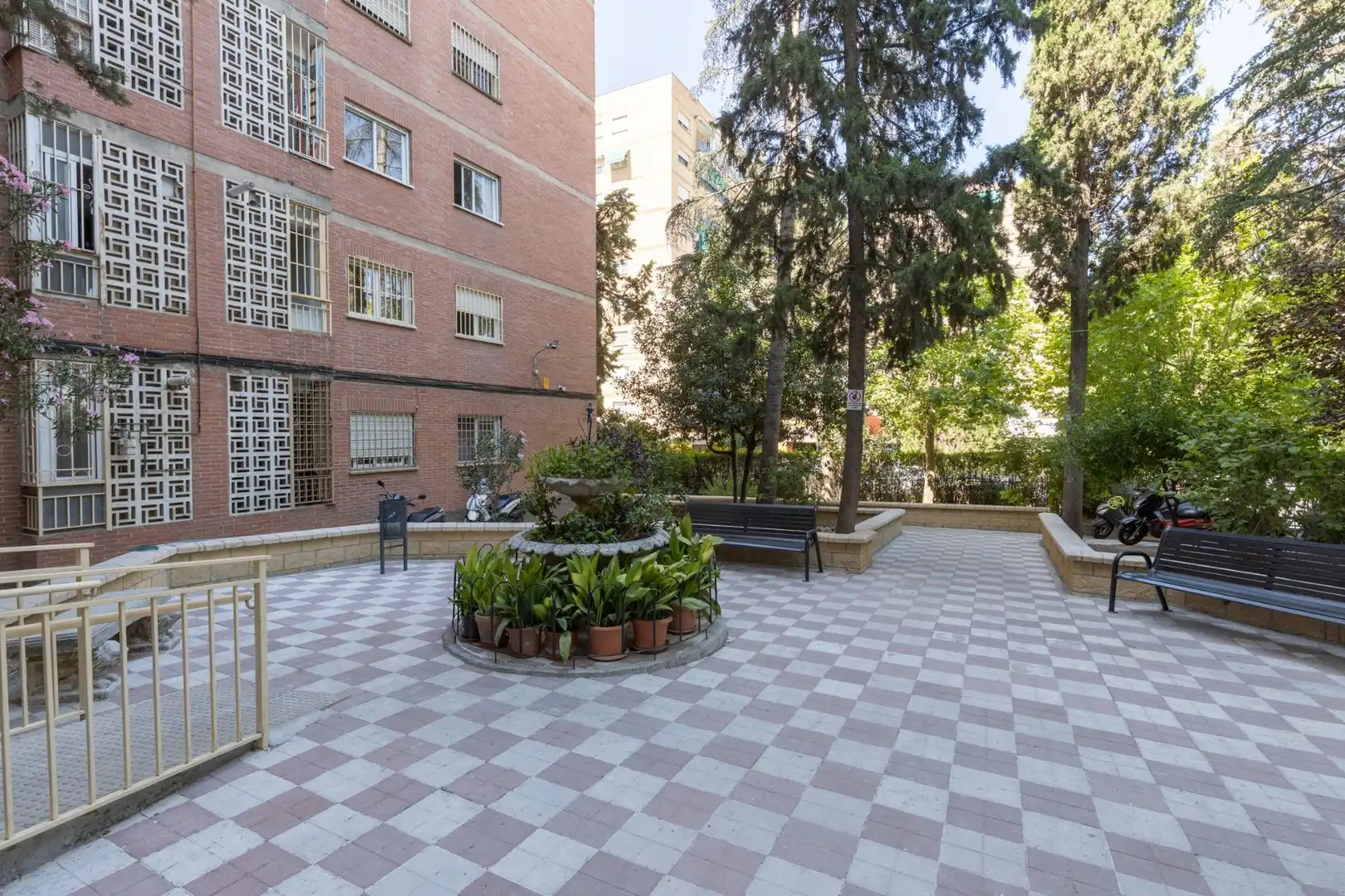 Terrassa de Pis en venda en Granada