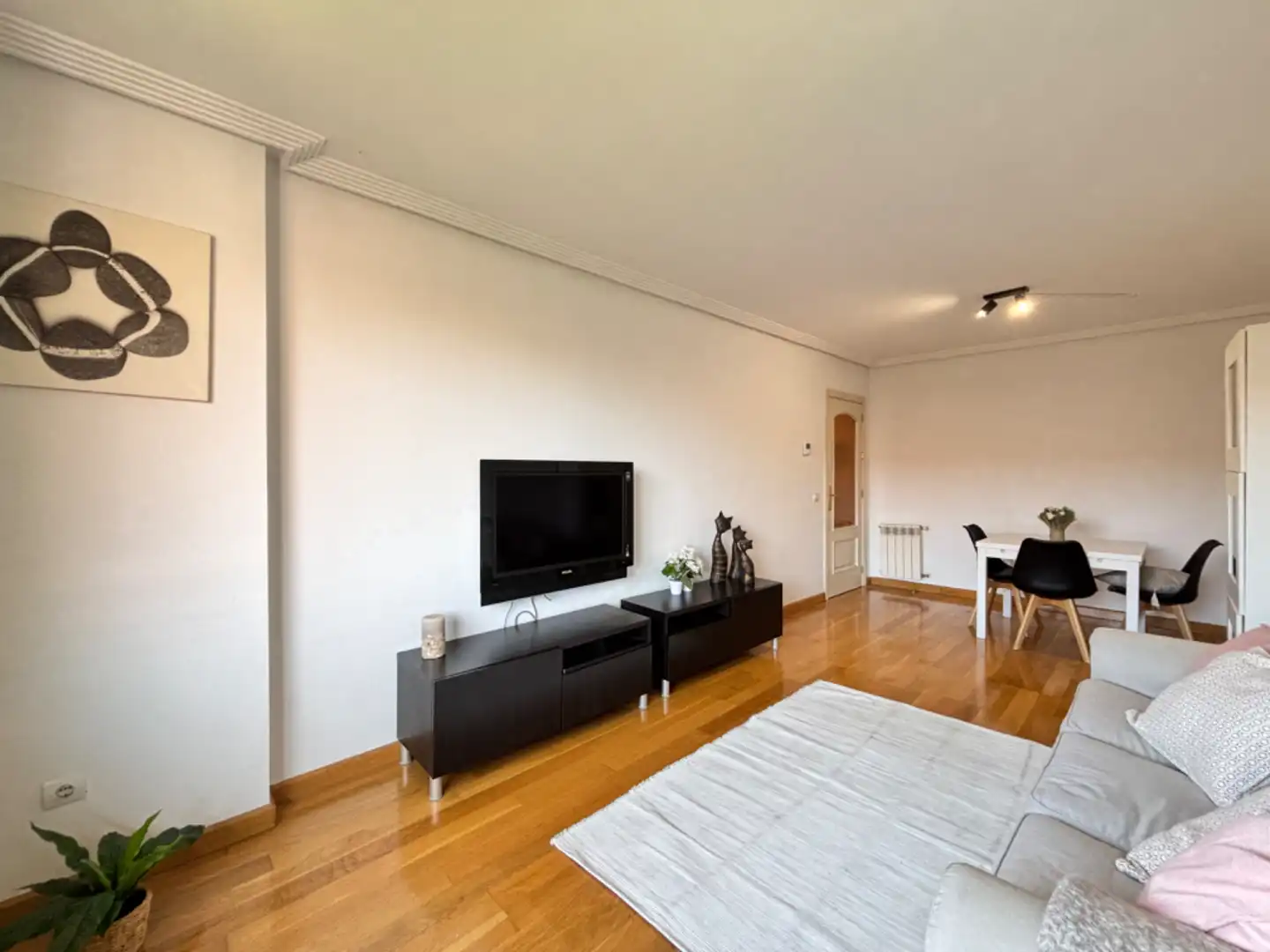 Wohnzimmer von Wohnung zum Verkauf in Majadahonda mit Klimaanlage, Heizung und Privatgarten