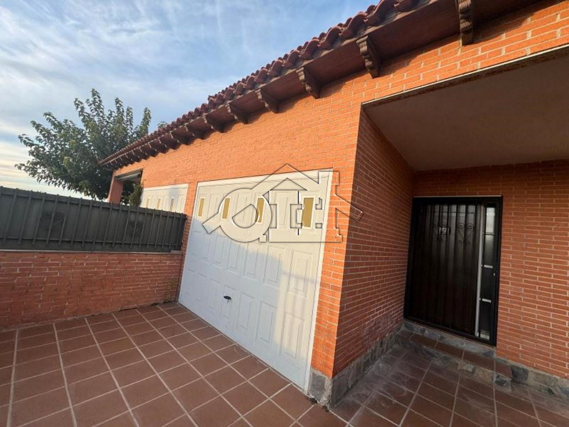 Exterior view of House or chalet for sale in Carranque  with Heating, Private garden and Alarm