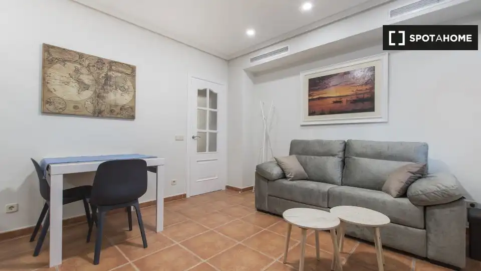 Flat for rent in Apóstol Santiago