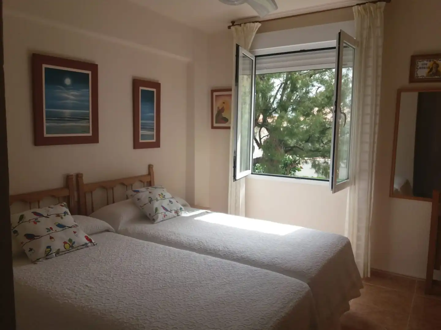Dormitori de Apartament de lloguer en Benicasim / Benicàssim amb Terrassa, Moblat i Es permeten mascotes