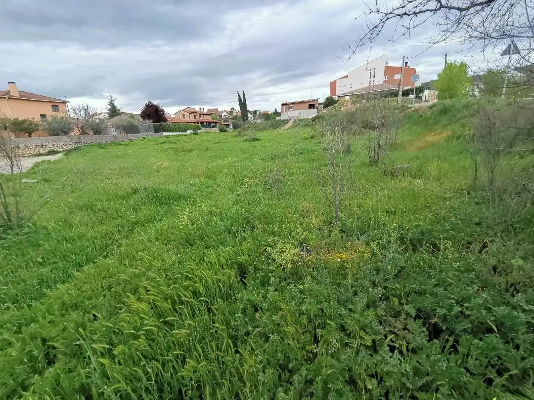 Wohnbaugrundstück zum Verkauf in Torrelaguna
