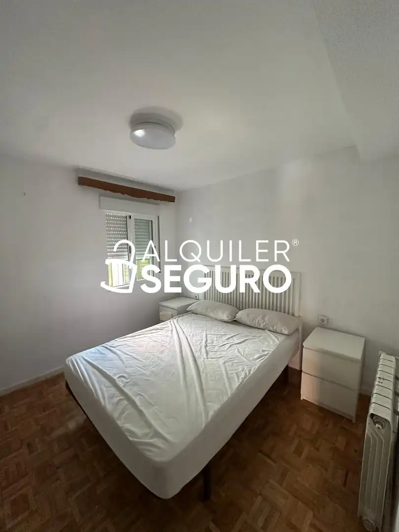 Bedroom of Flat for rent in Carabanchel