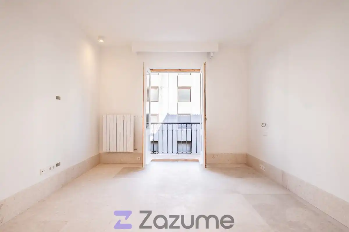 Sala de estar de Piso de alquiler en Zaragoza con Aire acondicionado, Calefacción y Horno