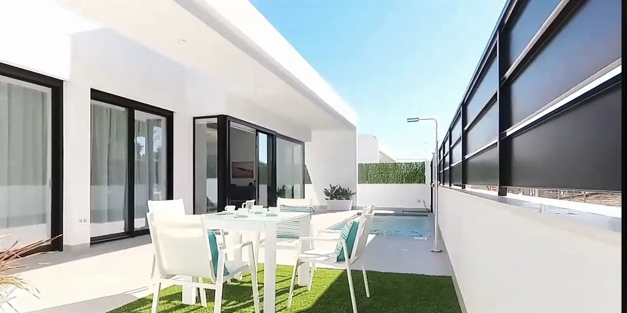 Terraza de Casa o chalet en venta en Pilar de la Horadada con Aire acondicionado, Calefacción y Jardín privado