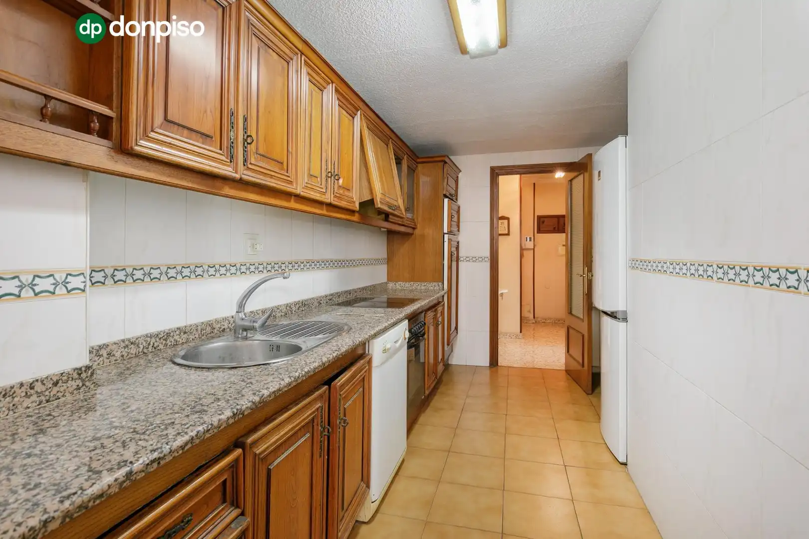 Cocina de Piso en venta en Granada con Calefacción
