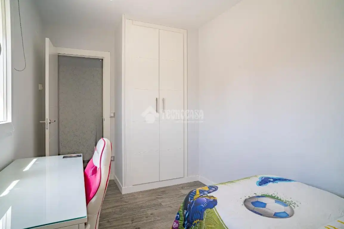 Bedroom of Detached homes for sale in Úbeda  with Air Conditioner, Heating and Terrace