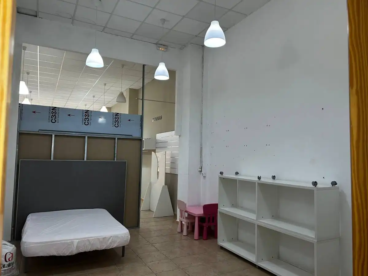 Business premises to rent in C. Juan Carlos I, imagen 7