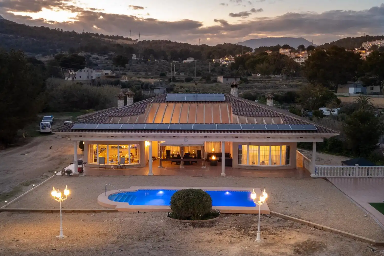 Vista exterior de Casa o chalet en venta en L'Alfàs del Pi con Aire acondicionado, Jardín privado y Terraza