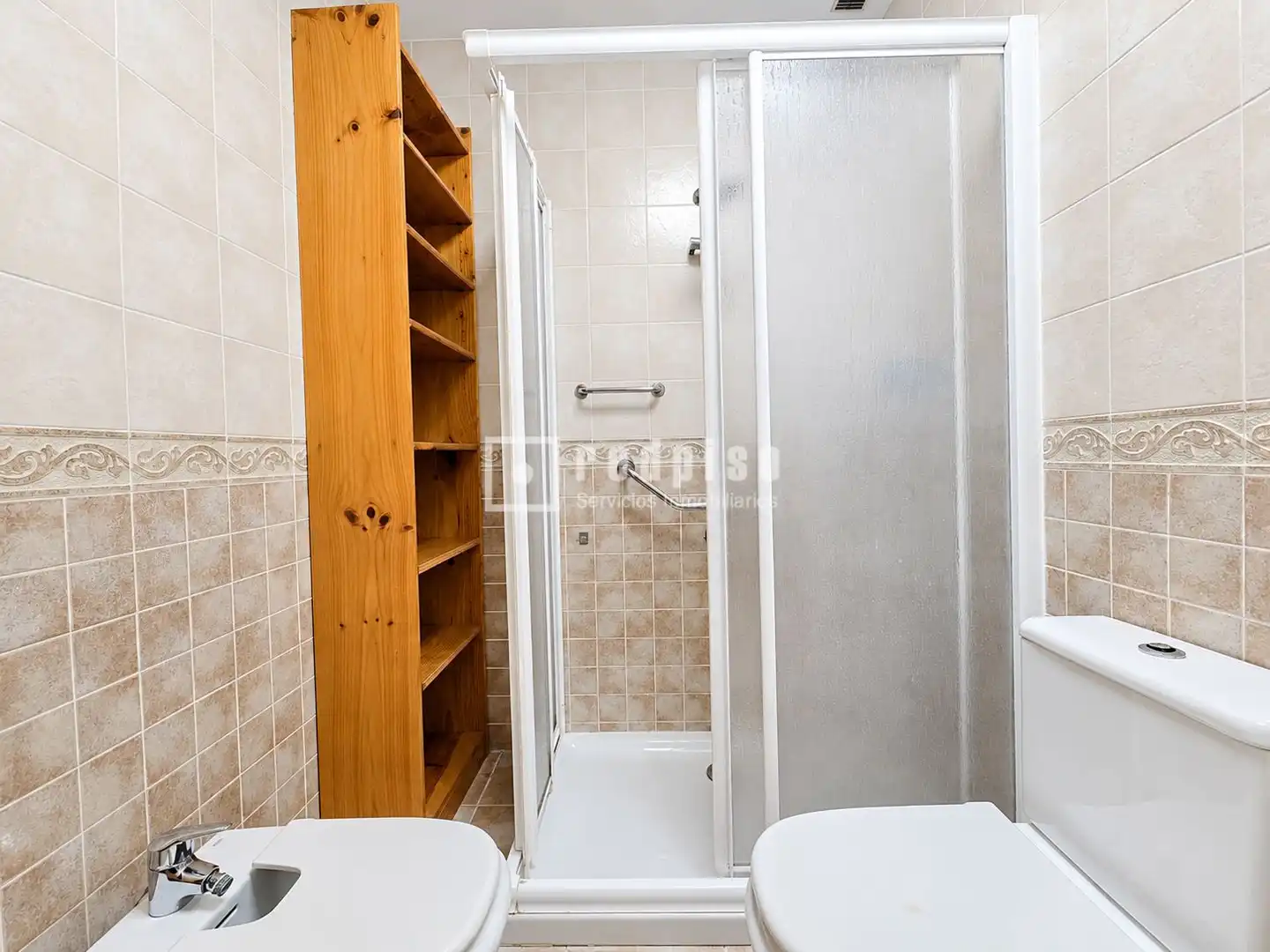 Habitación de Piso en venta en Xirivella con Aire acondicionado y Jardín privado