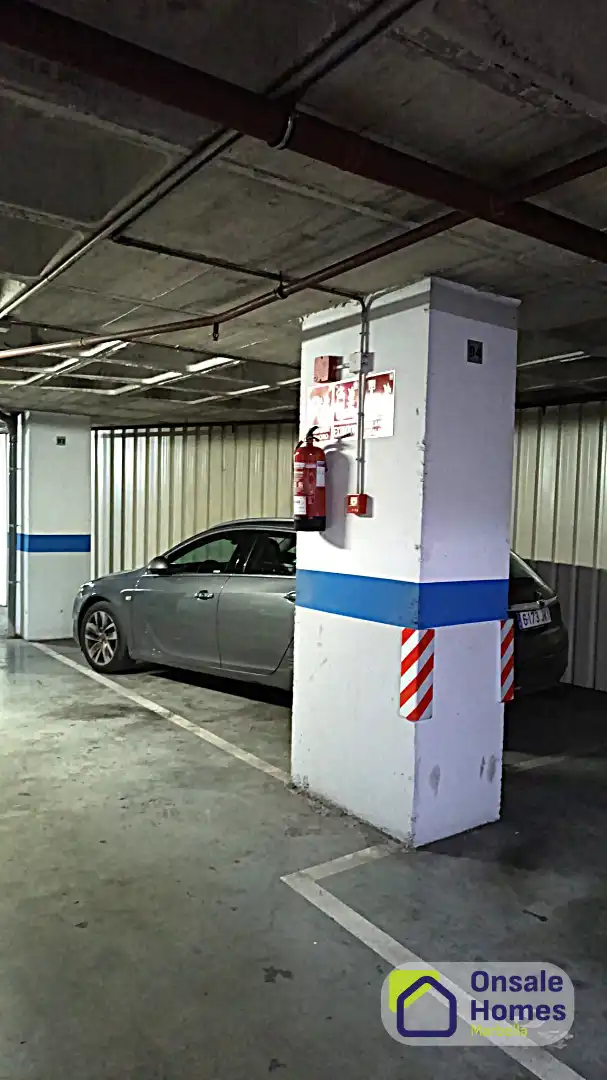 Parkplatz von Wohnung zum Verkauf in Marbella mit Abstellraum und Balkon