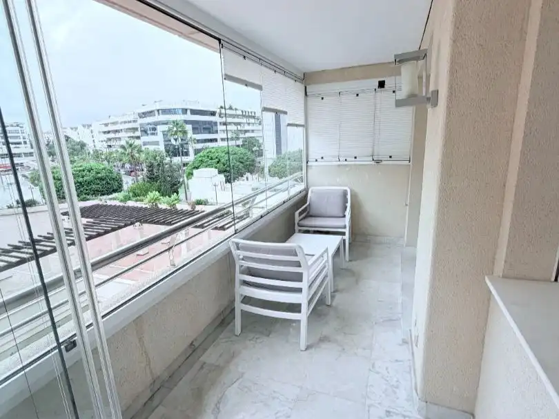 Balcony of Flat for sale in Nueva Andalucía