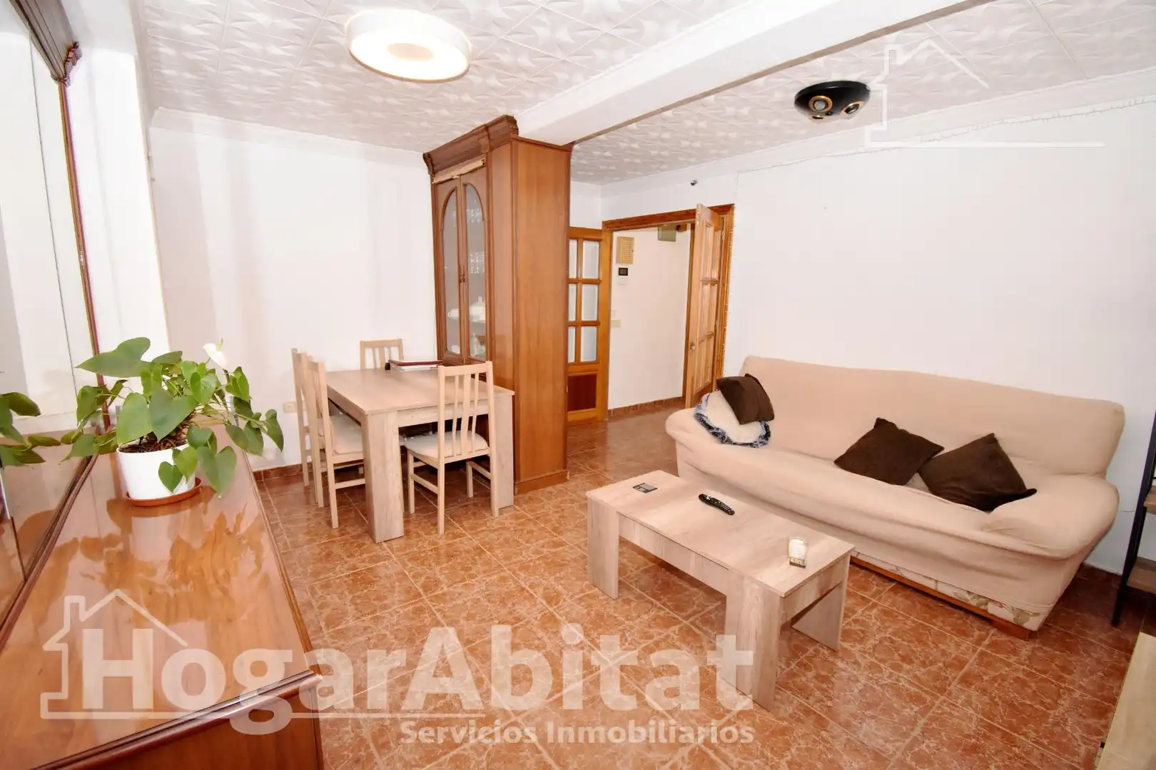 Bedroom of Flat for sale in Valencia