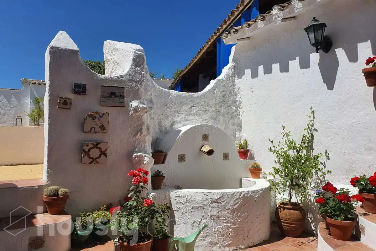 Jardín de Casa o chalet en venta en Priego de Córdoba con Aire acondicionado, Calefacción y Jardín privado