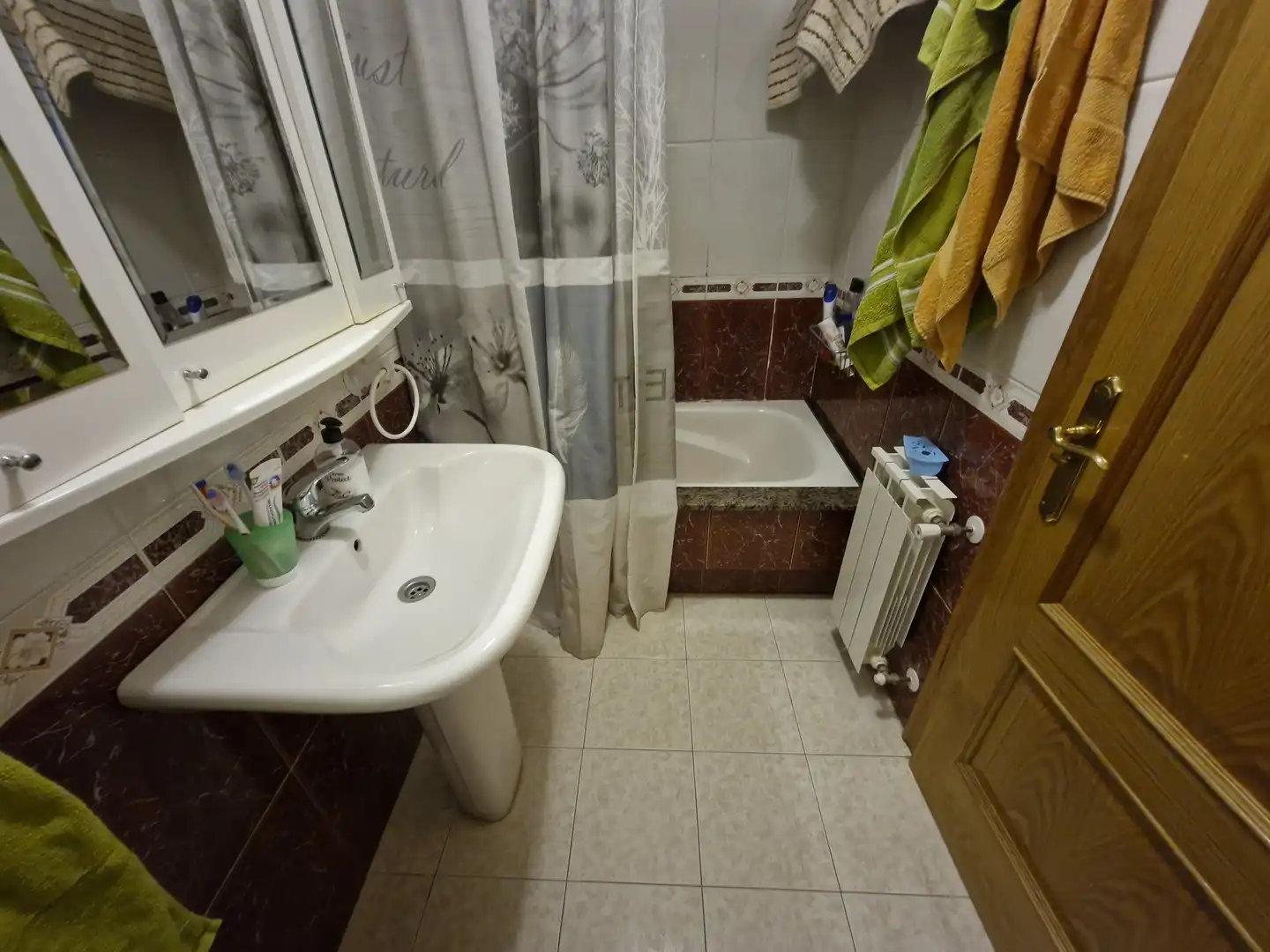 Bathroom of Flat for sale in Foz  with Heating, Storage room and Furnished