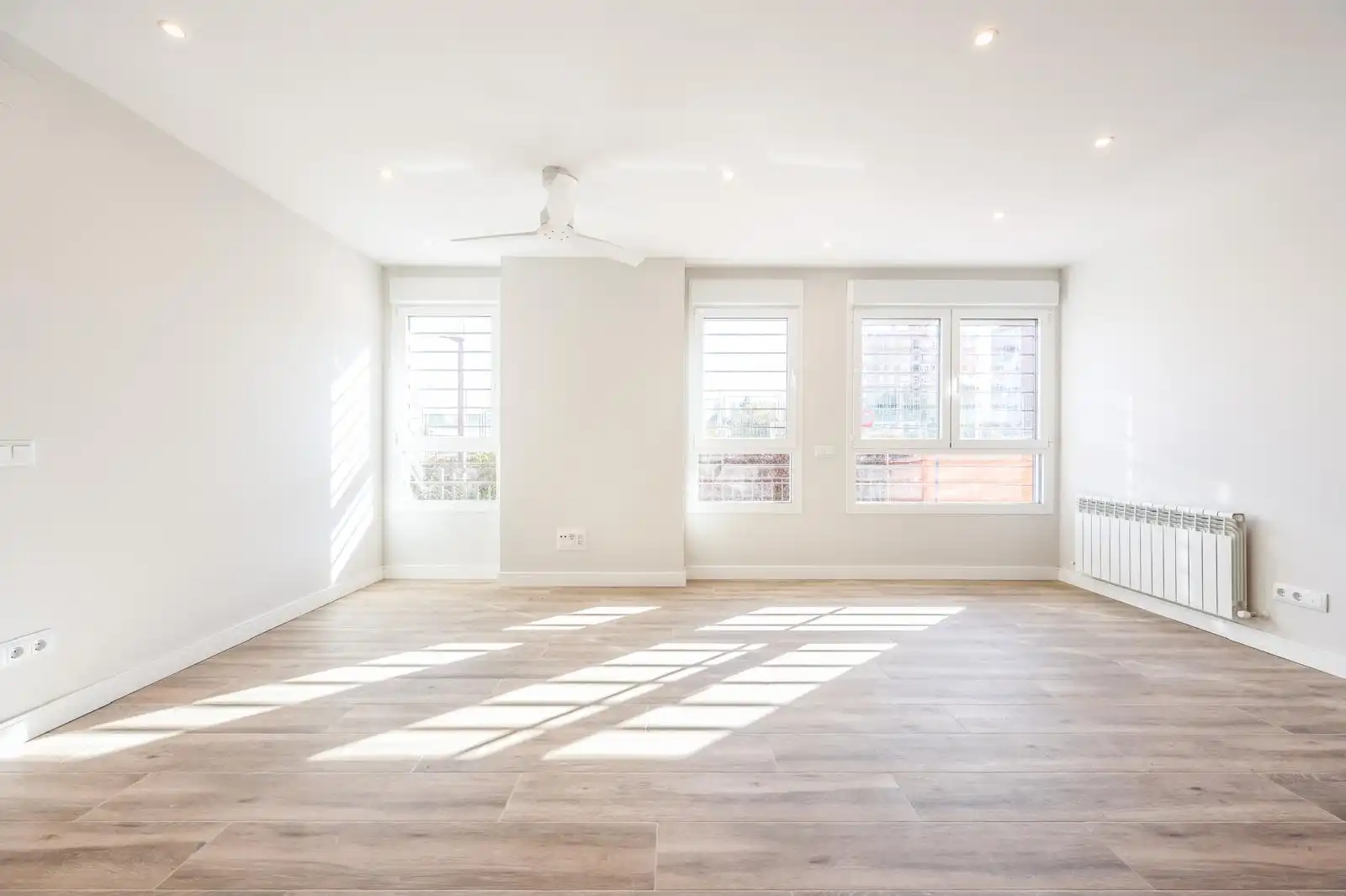 Living room of Flat for sale in Madrid  with Heating, Oven and Washing machine