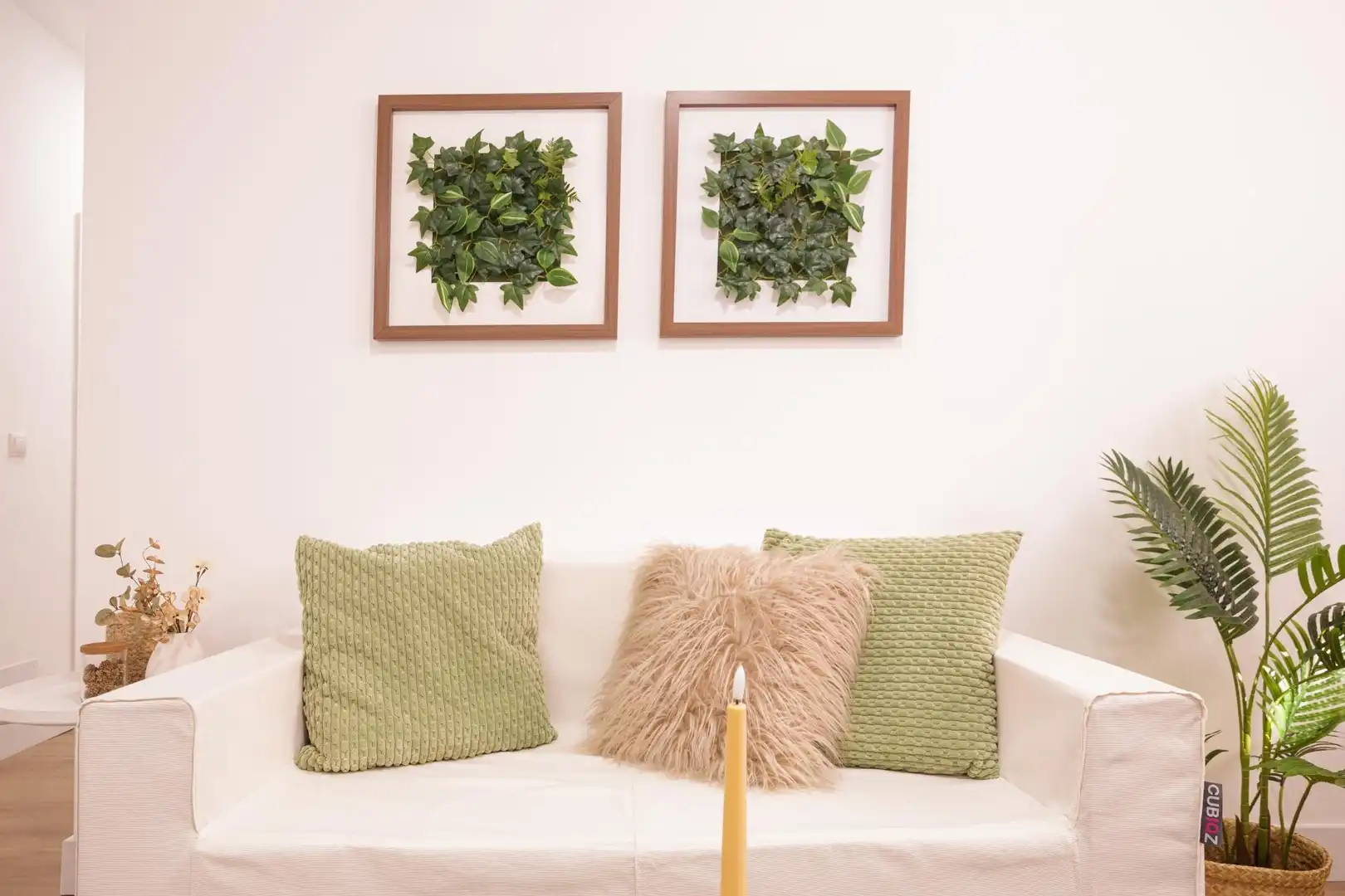 Living room of Flat for sale in Madrid