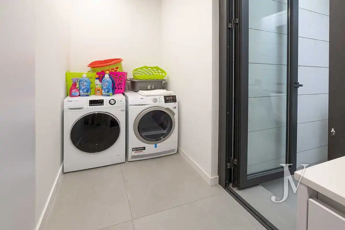Bedroom of Houses for sale in Madrid  with Air Conditioner, Heating and Private garden