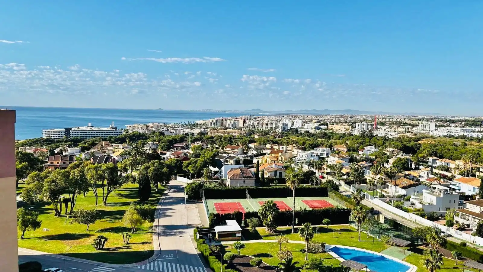 Apartament amb terrassa en venda a Orihuela Costa