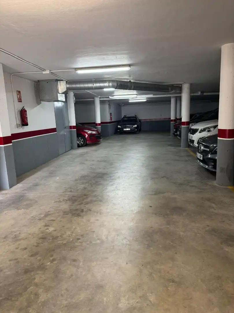 Aparcament de Pis en venda en Lucena