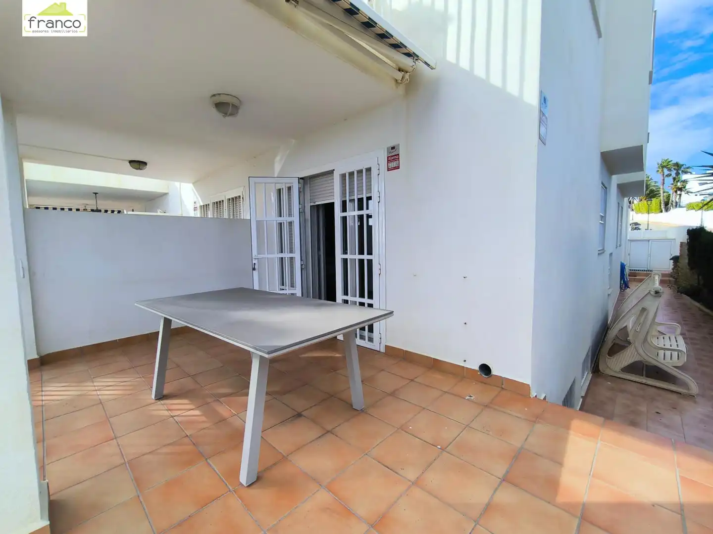 Terrasse von Einfamilien-Reihenhaus zur Miete in Mojácar mit Privatgarten, Terrasse und Abstellraum
