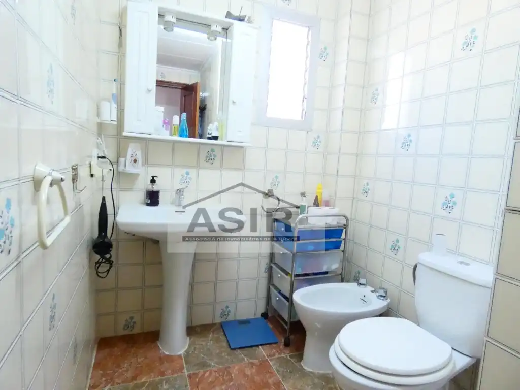 Baño de Casa o chalet en venta en Alzira con Aire acondicionado, Jardín privado y Terraza