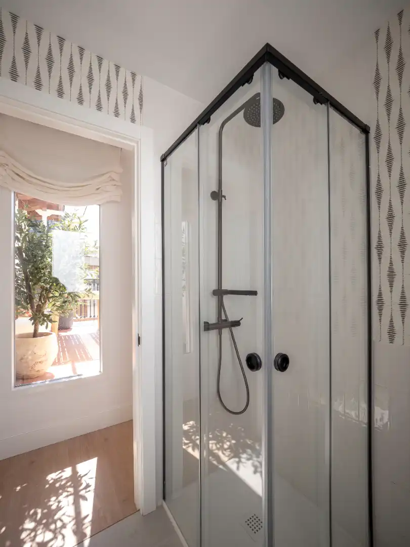 Baño de Ático en venta en Madrid con Aire acondicionado, Calefacción y Terraza