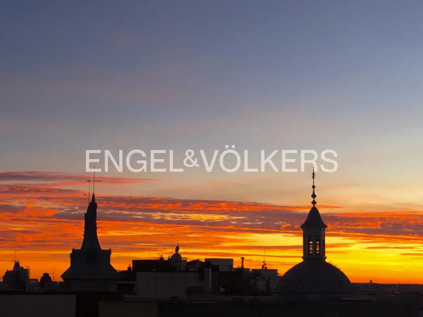 Vista exterior de Ático en venta en Madrid con Aire acondicionado, Calefacción y Terraza