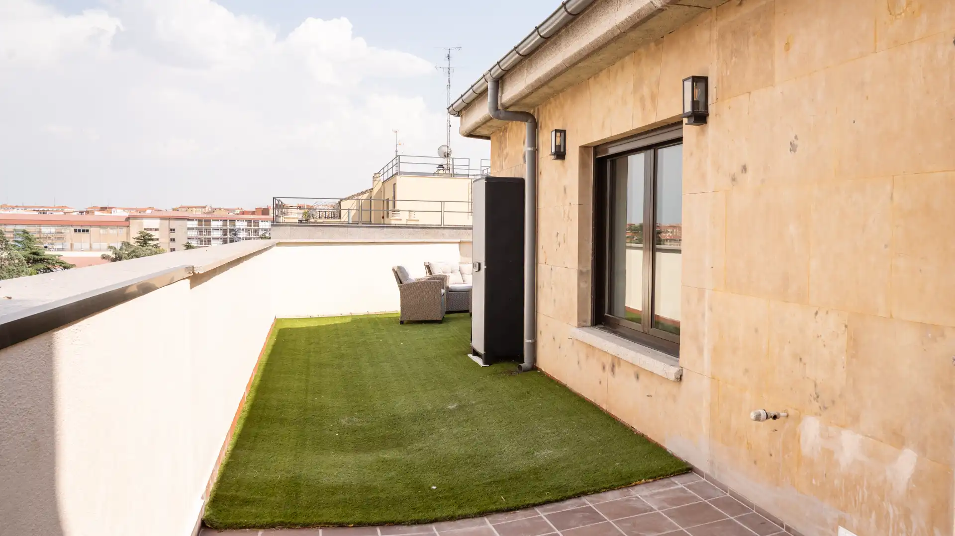 Terrasse von Dachboden zur Miete in Salamanca mit Klimaanlage, Heizung und Parkett
