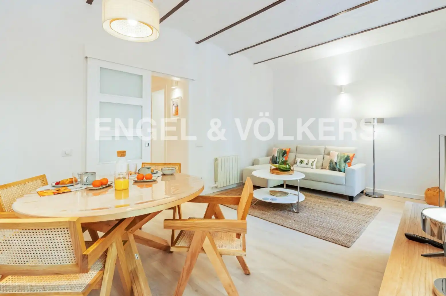 Exterior view of Flat for rent in Barcelona  with Air Conditioner, Heating and Parquet flooring