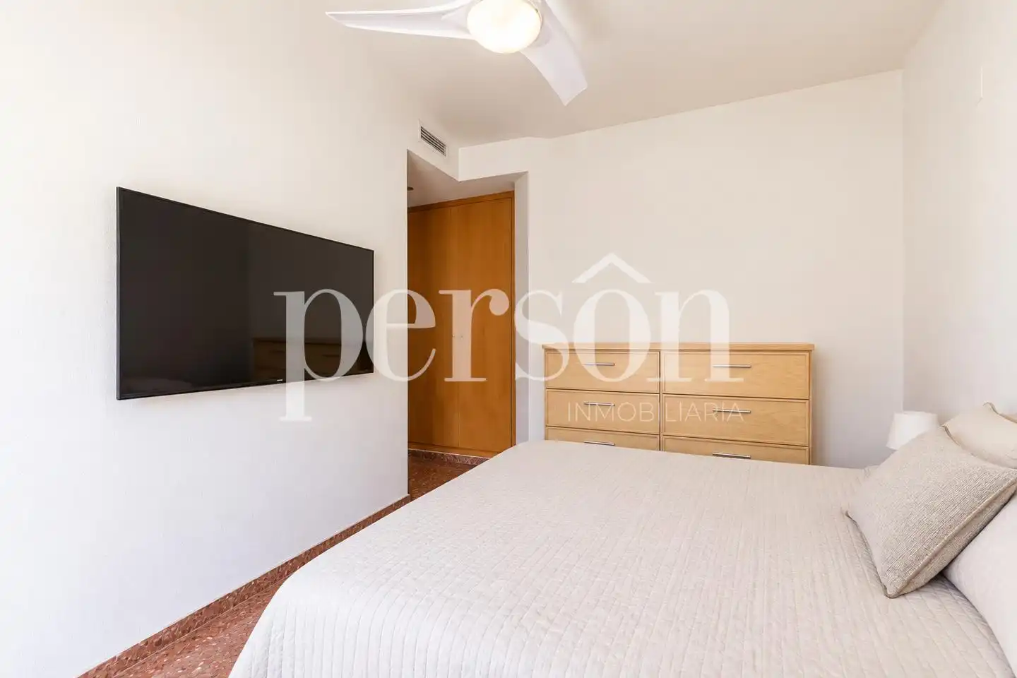 Schlafzimmer von Maisonette zur Miete in Manises mit Klimaanlage, Terrasse und Möbliert