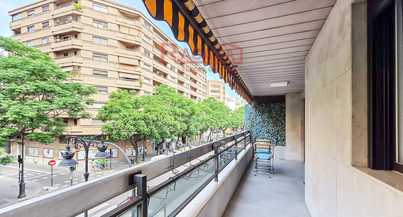 Vista exterior de Pis en venda en Valencia amb Aire condicionat, Calefacció i Balcó