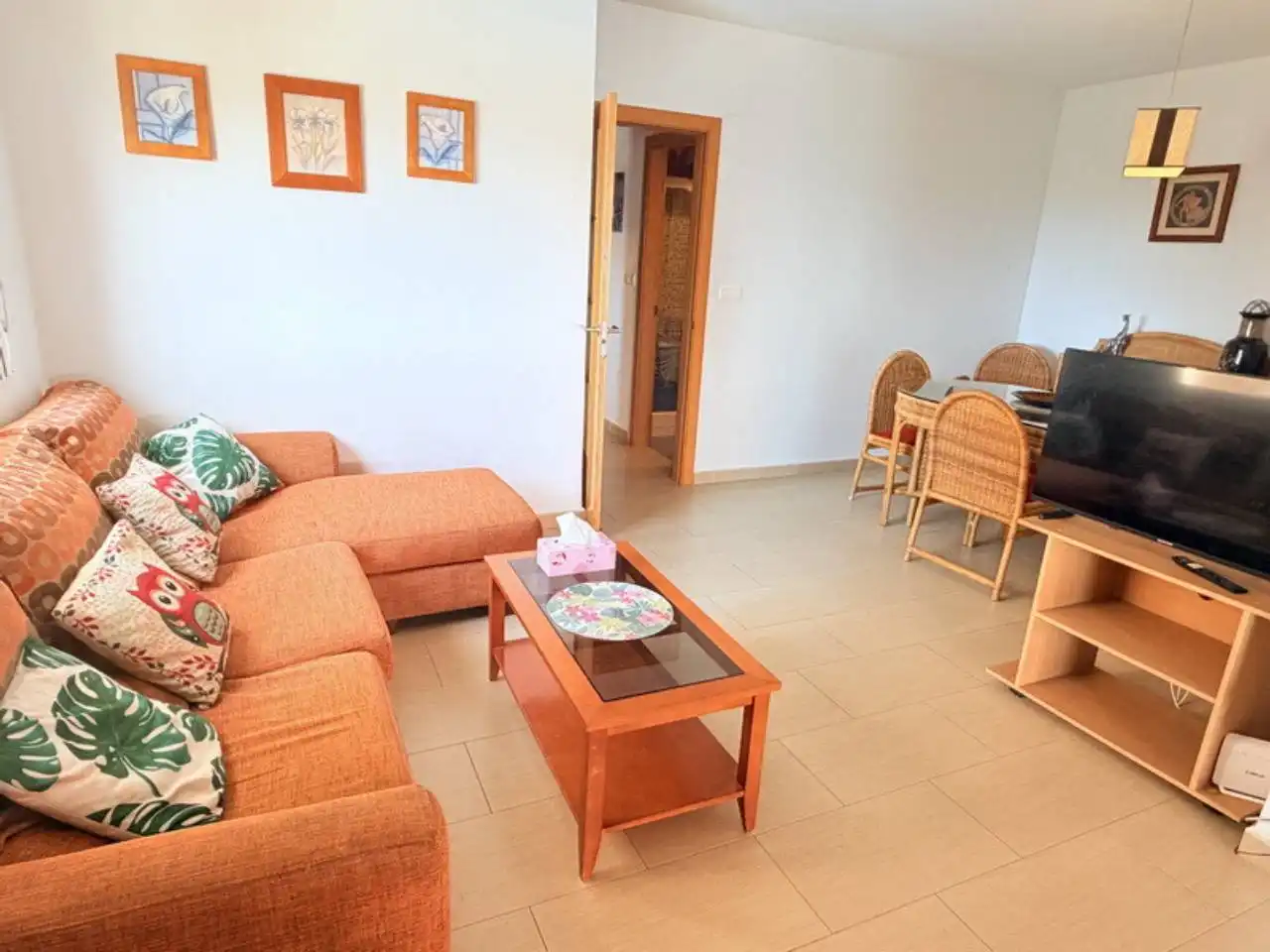 Wohnzimmer von Wohnungen zur Miete in Almuñécar mit Klimaanlage, Terrasse und Möbliert