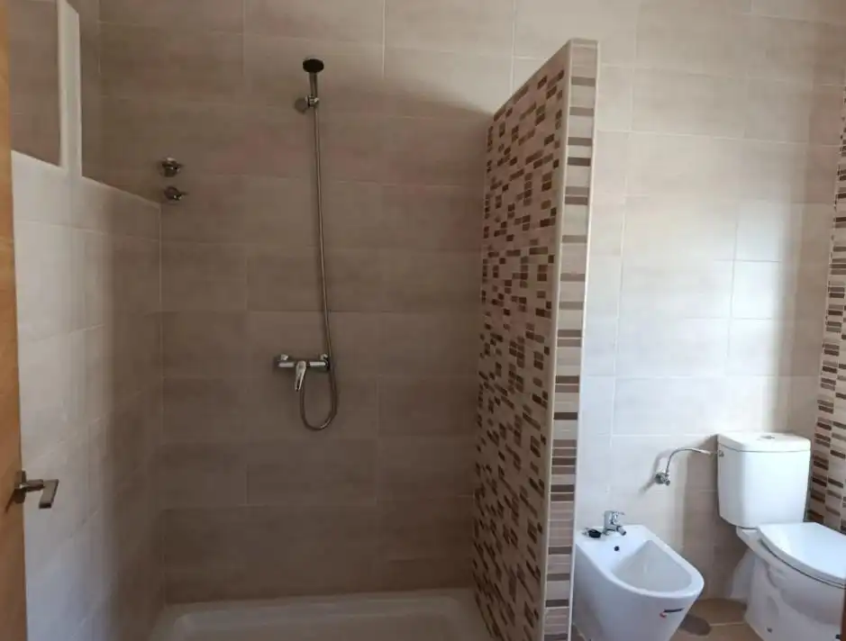 Bathroom of Duplexes for sale in Setenil de las Bodegas  with Terrace and Balcony