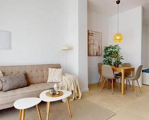 Living room of Premises for sale in  Valencia Capital  with Air Conditioner and Furnished