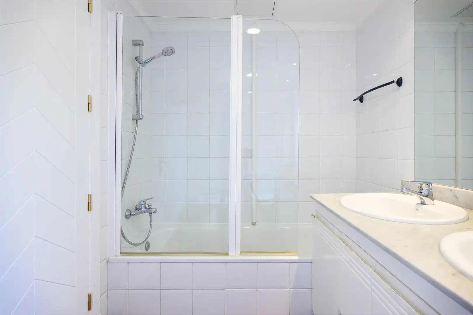 Badezimmer von Einfamilien-Reihenhaus zur Miete in San Bartolomé de Tirajana mit Klimaanlage, Privatgarten und Terrasse