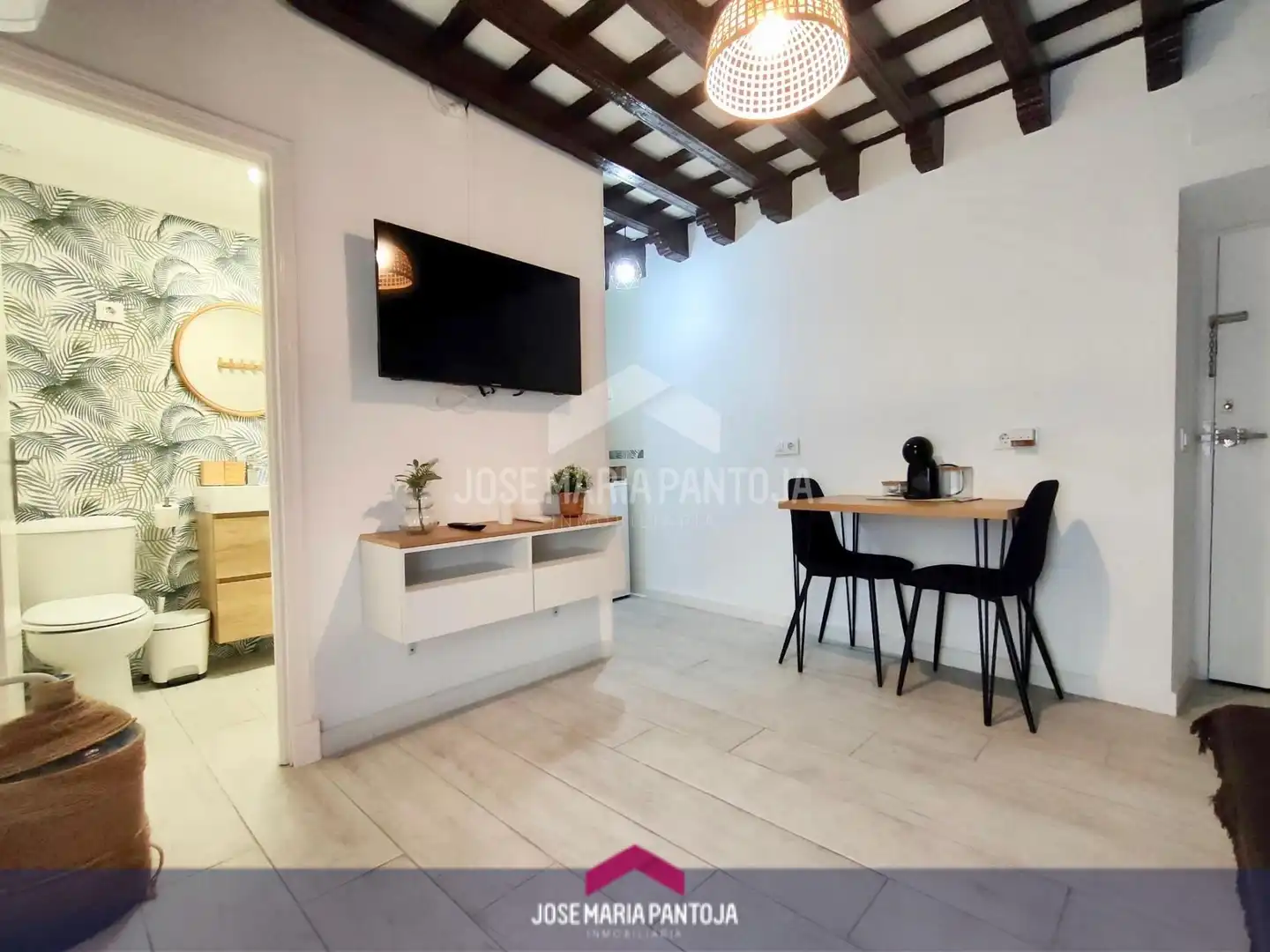 Sala de estar de Apartamento en venta en Jerez de la Frontera con Aire acondicionado, Calefacción y Amueblado