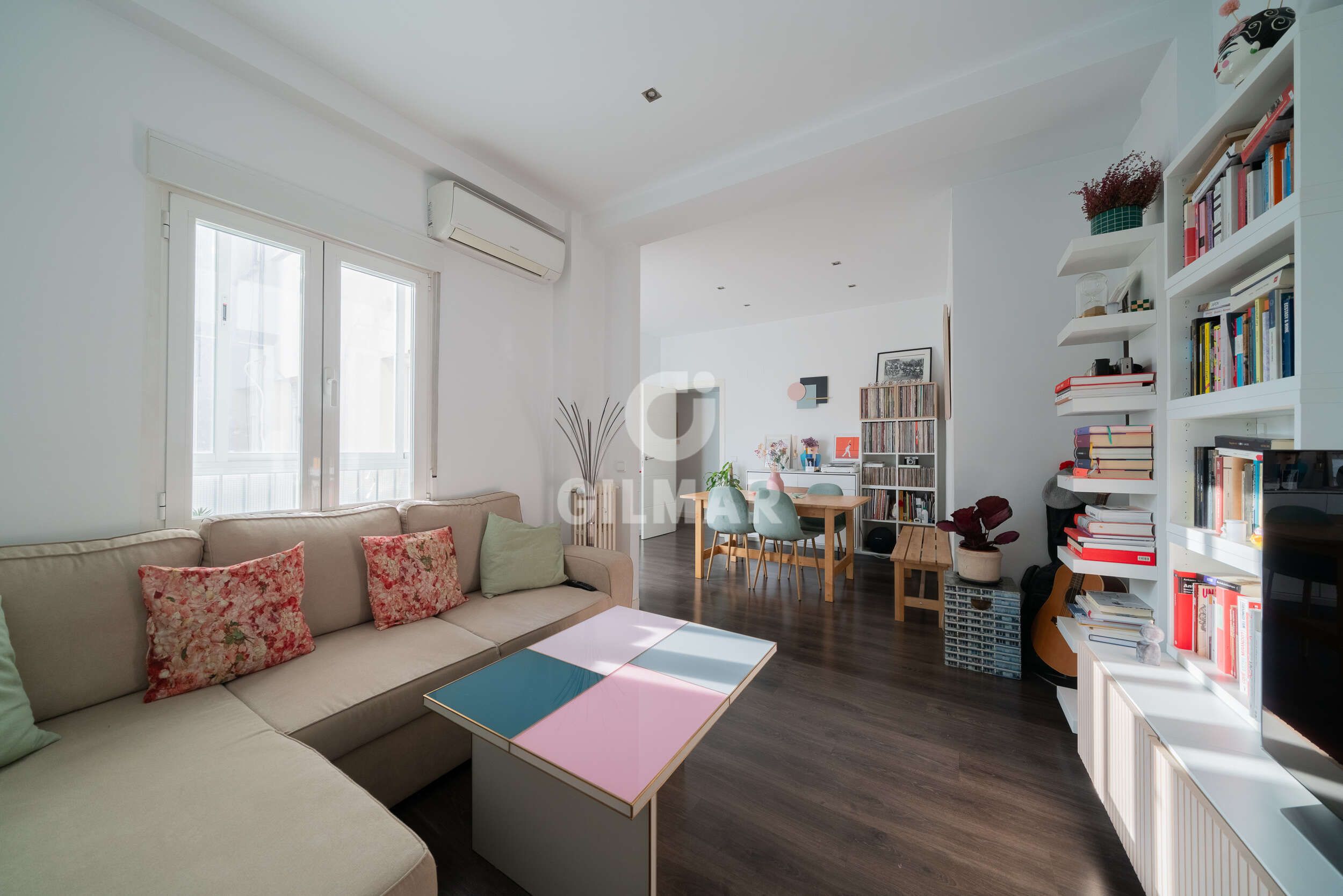 Sala de estar de Piso en venta en  Madrid Capital con Calefacción