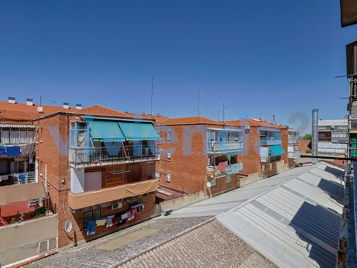 Vista exterior de Pis en venda en Madrid amb Calefacció, Terrassa i Moblat