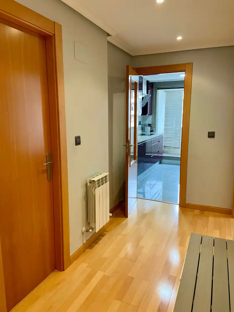 Piso de alquiler en Castro-Urdiales con Calefacción, Terraza y Amueblado