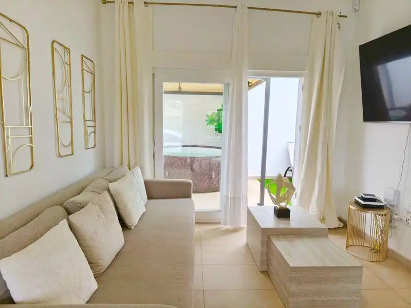 Sala d'estar de Finca rústica en venda en Moya (Las Palmas) amb Aire condicionat, Jardí privat i Terrassa