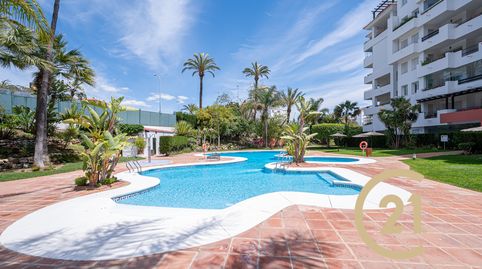 Foto 4 de Apartament en venda a Urbanizacion Medina Garden, 7, Puerto Banús, Marbella