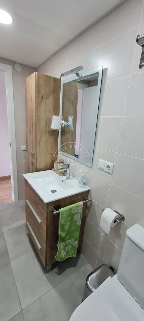 Baño de Apartamento en venta en Lloret de Mar con Aire acondicionado, Calefacción y Amueblado