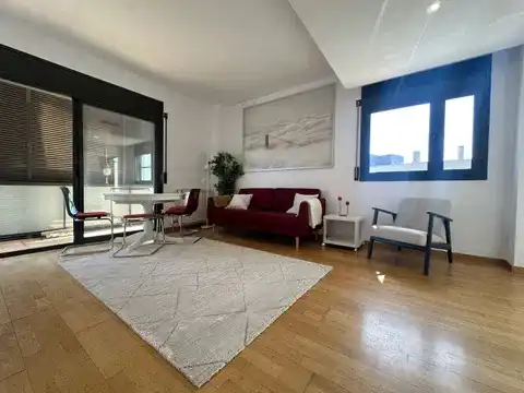 Dachboden zur Miete in Carrer de Jaume de Montcorb, Turó de Can Mates