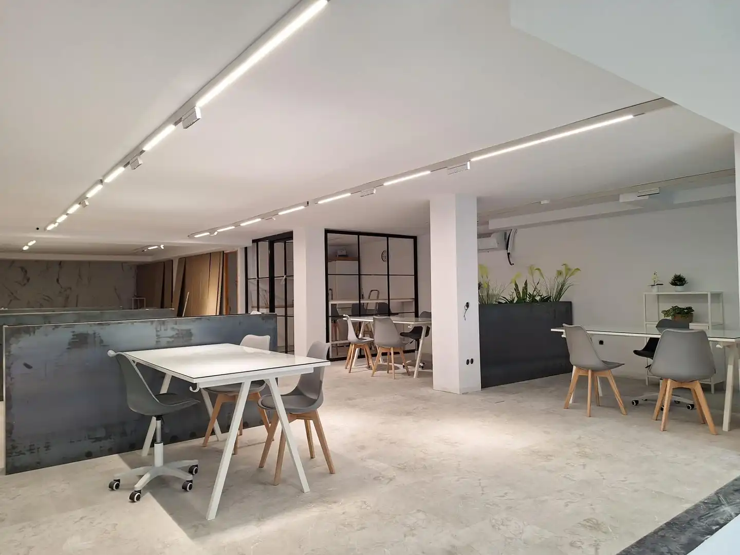 Commercial properties for rent in Son Amonda - Reis Catòlics