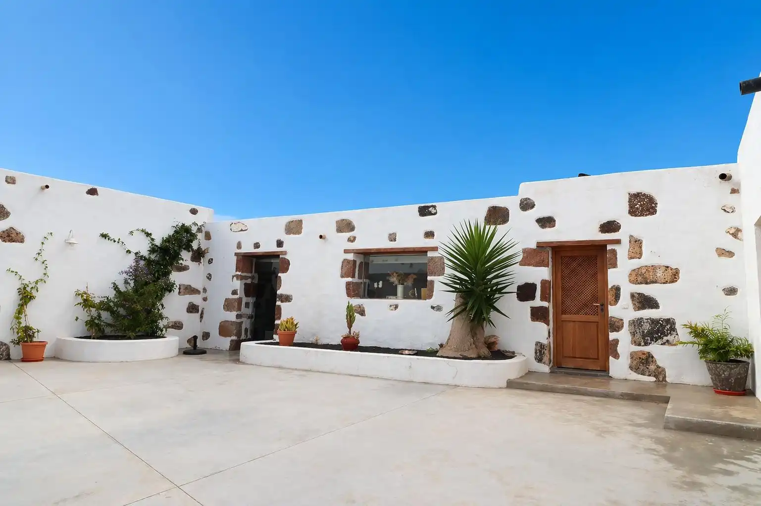 Exterior view of Houses for sale in Yaiza pueblo